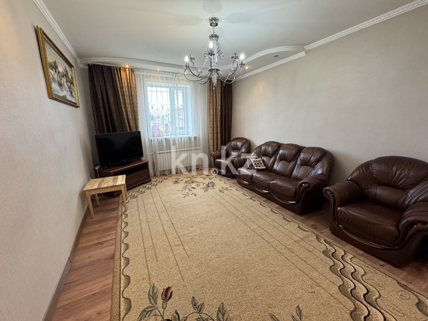 Продажа 6-комнатного дома, 338 м², ул. Молдагуловой в Караганде - фото 9