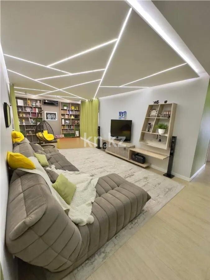 Продажа 4-комнатной квартиры, 127 м² в Алматы