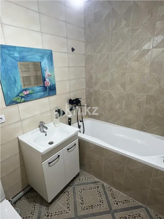 Продажа 2-комнатной квартиры, 41 м², ул. Халиуллина, дом  196 стр в Алматы - фото 2