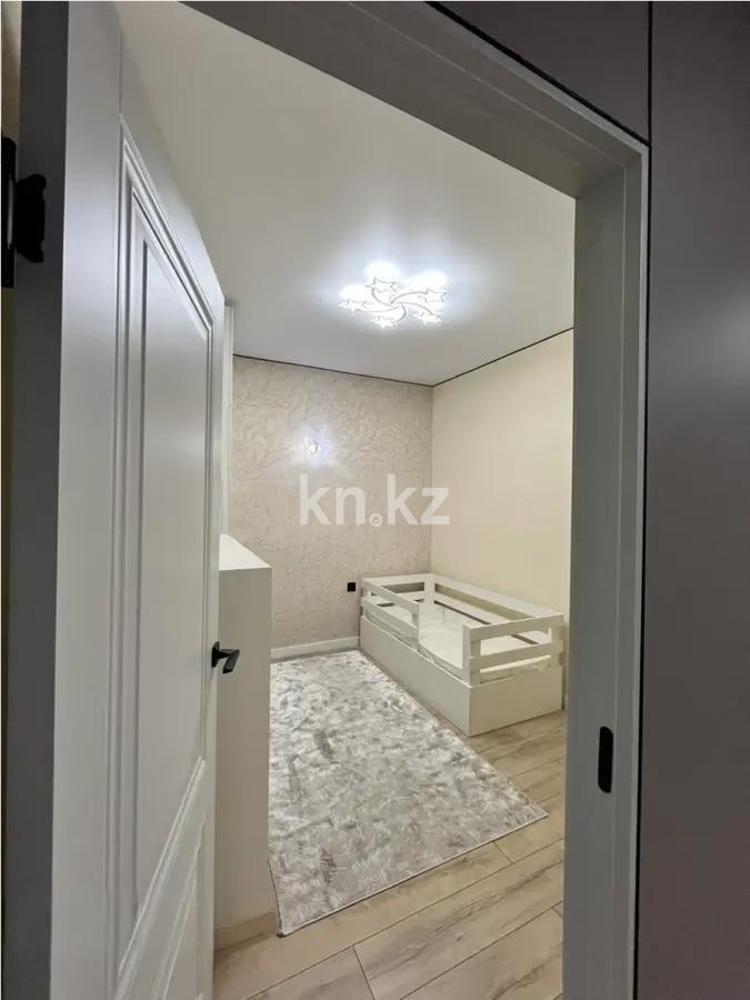 Продажа 3-комнатной квартиры, 60 м², мкр. Кайрат, дом  303 в Алматы - фото 3