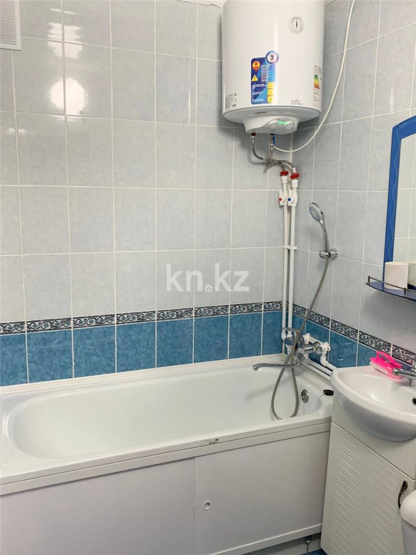 Продажа 1-комнатной квартиры, 30 м², ул. Ержанова, дом  30 в Караганде - фото 3