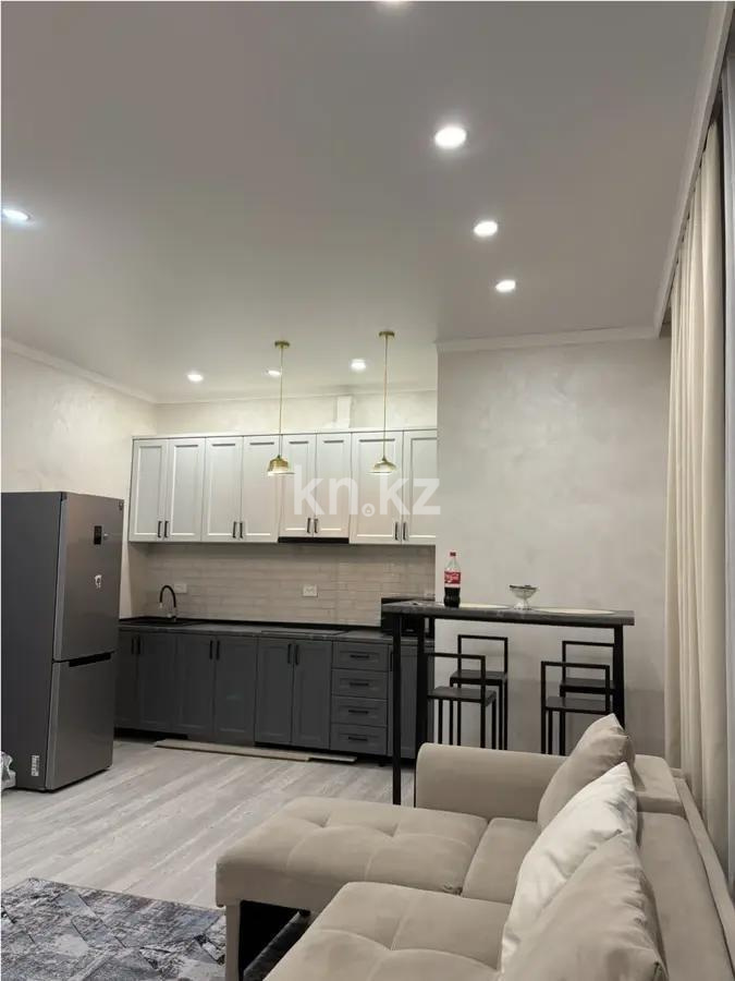 Продажа 2-комнатной квартиры, 46 м², пр. Шахтеров, дом  52Б в Караганде - фото 3