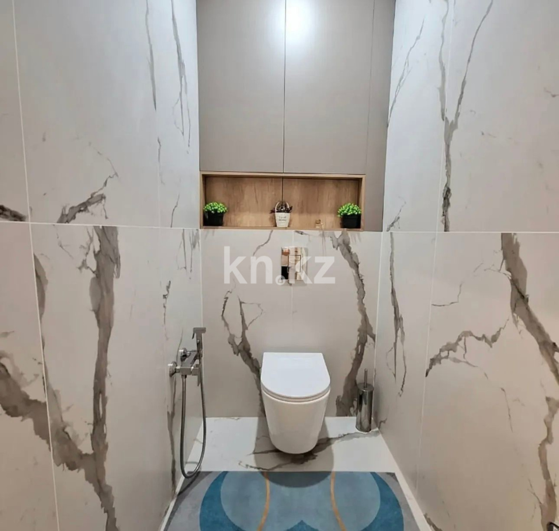 Продажа 3-комнатной квартиры, 95 м² в Уральске - фото 12