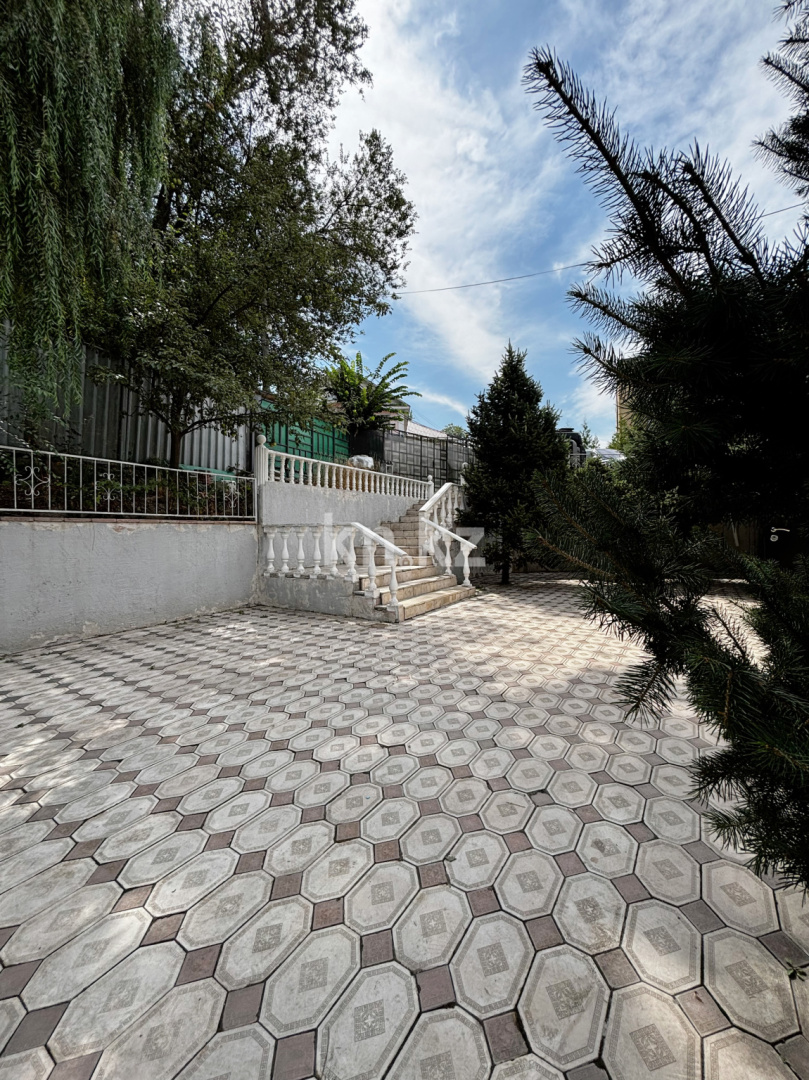 Продажа 6-комнатного дома, 300 м², ул. Оспанова в Алматы - фото 3