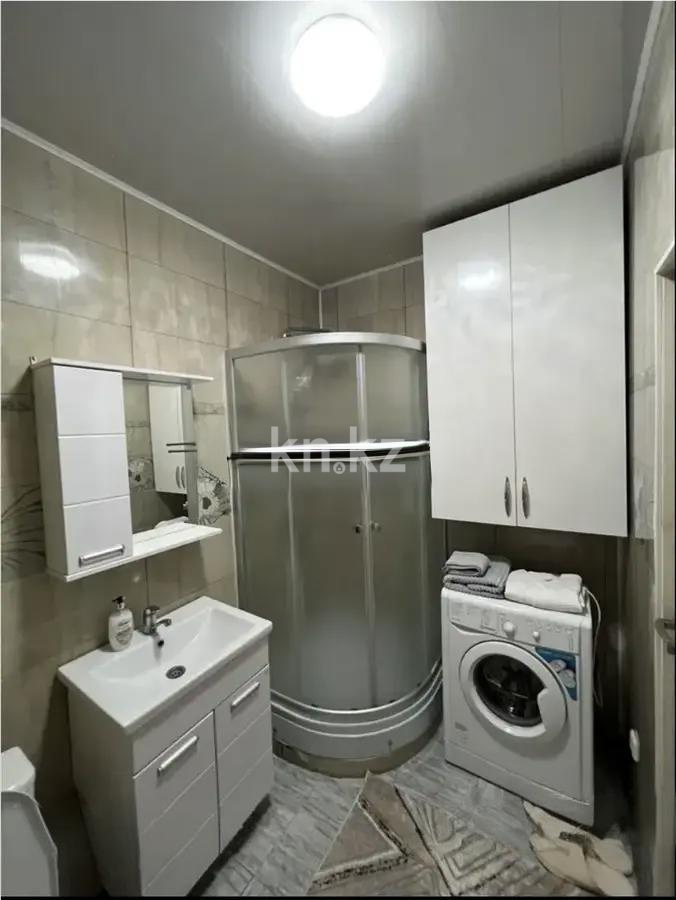 Продажа 1-комнатной квартиры, 30 м², ул. Садвакасова, дом  35 в Алматы - фото 2