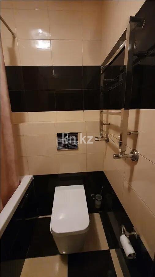 Продажа 2-комнатной квартиры, 62.5 м² в Алматы - фото 4