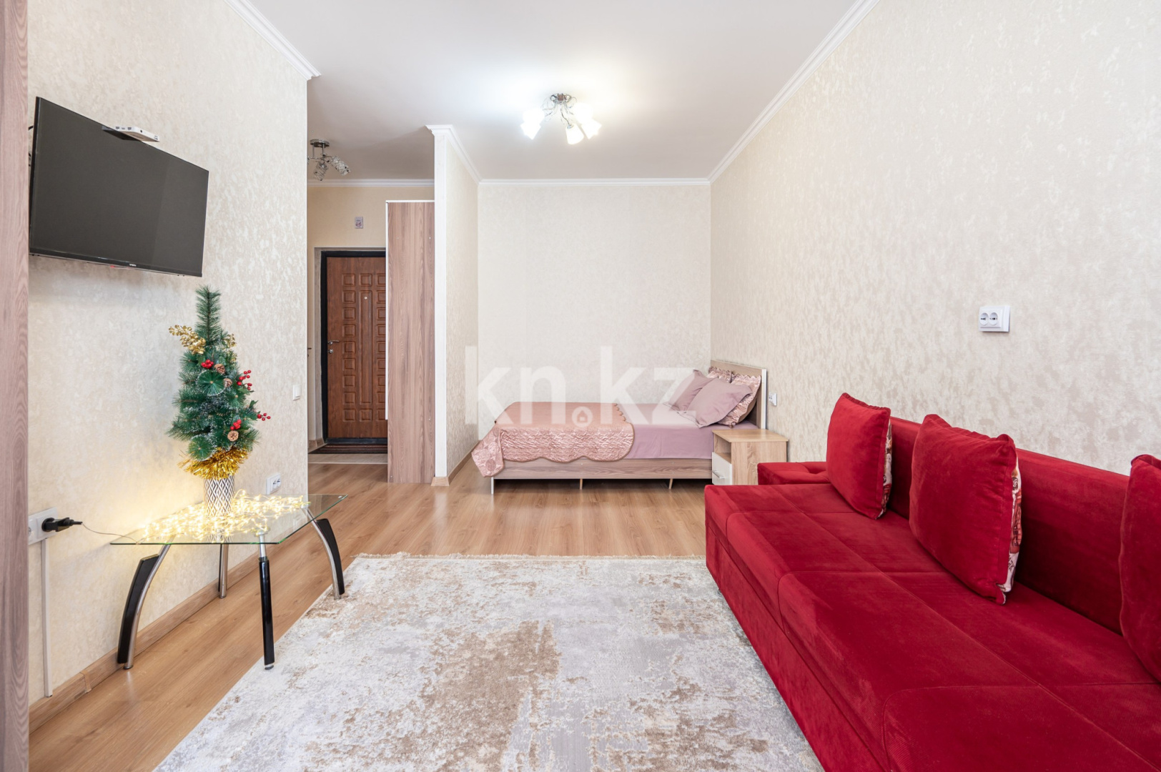 Аренда 1-комнатной квартиры посуточно, 47 м² в Алматы - фото 4