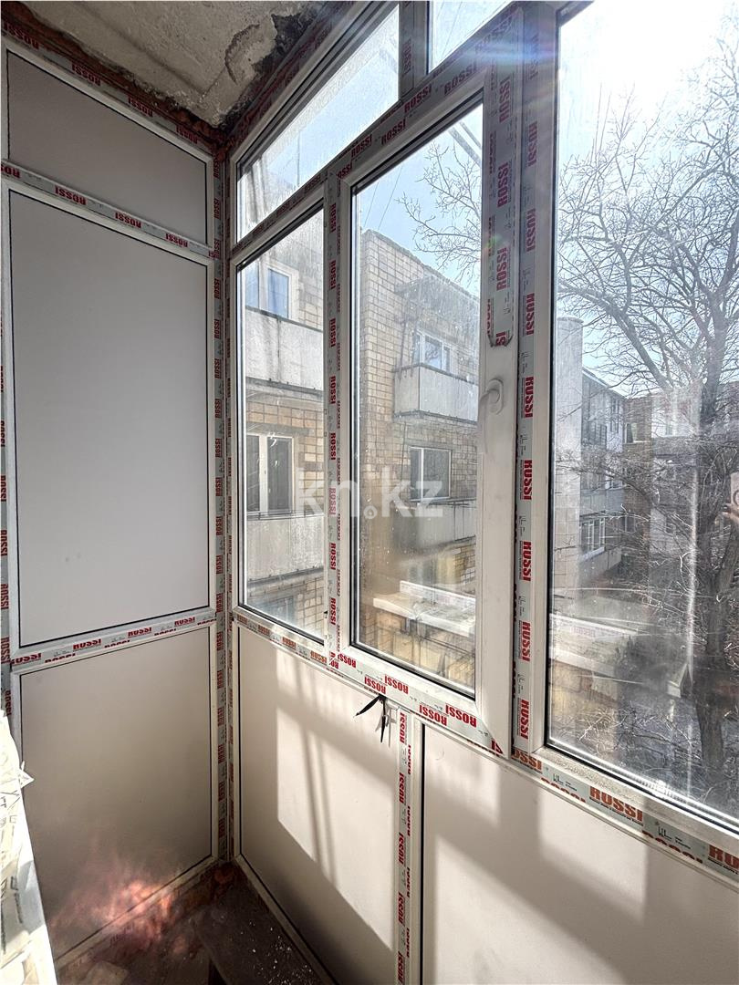 Продажа 3-комнатной квартиры, 61 м², ул. Крылова в Караганде - фото 2