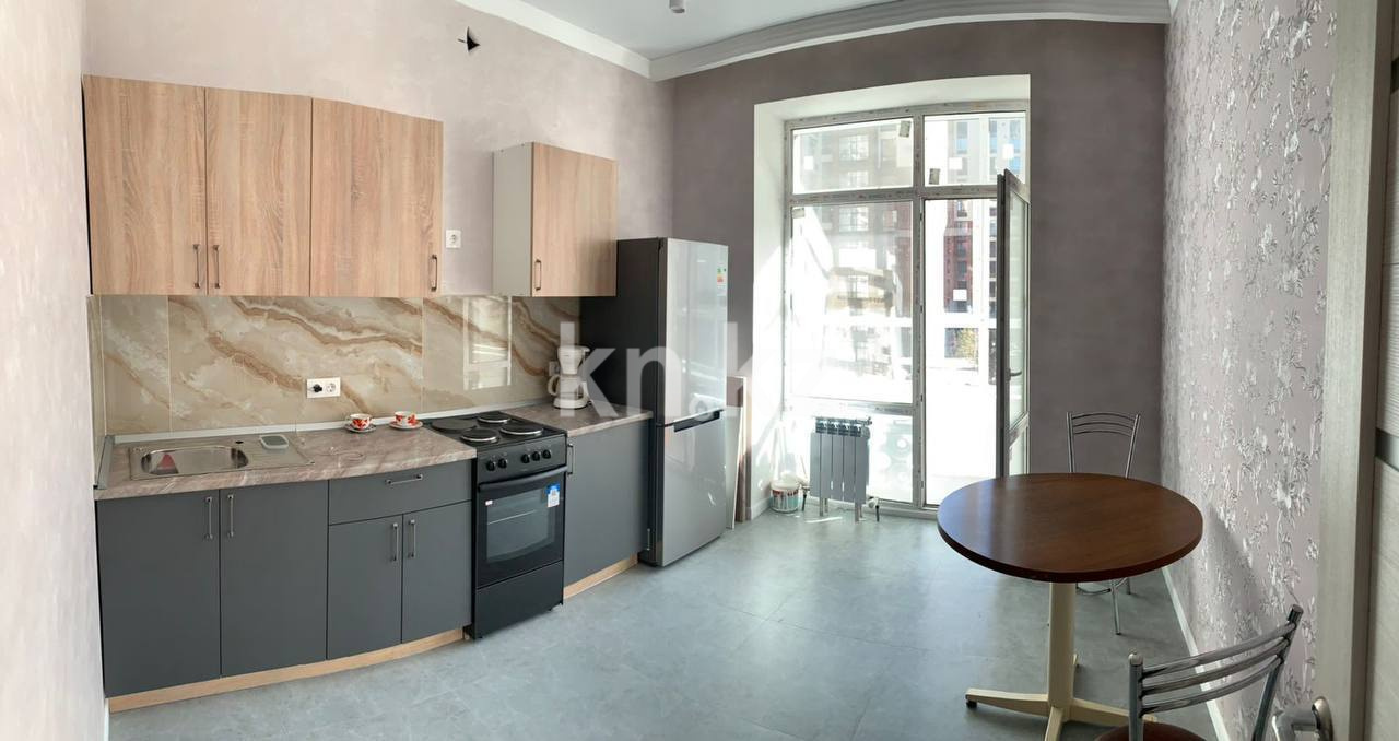 Аренда 2-комнатной квартиры, 67 м² в Астане