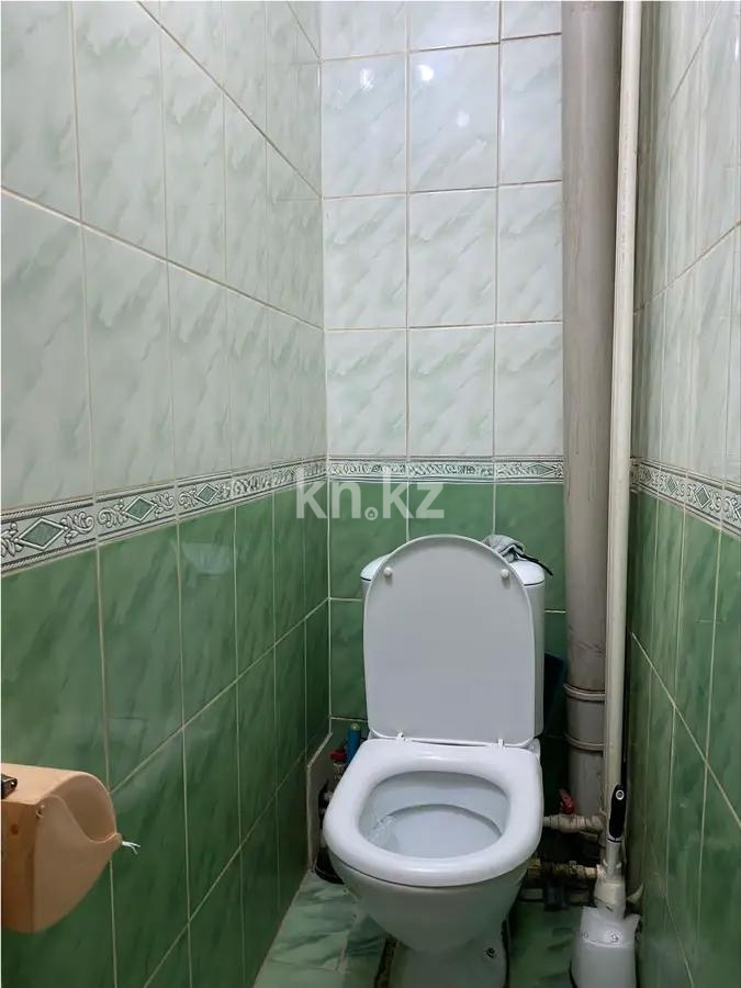 Продажа 4-комнатной квартиры, 60 м², пр. Республики, дом  28 в Караганде - фото 5