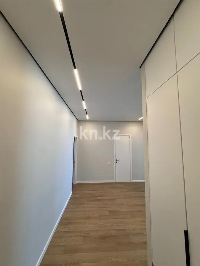 Продажа 3-комнатной квартиры, 107 м², пр. Тауелсыздык, дом  56 в Астане - фото 9