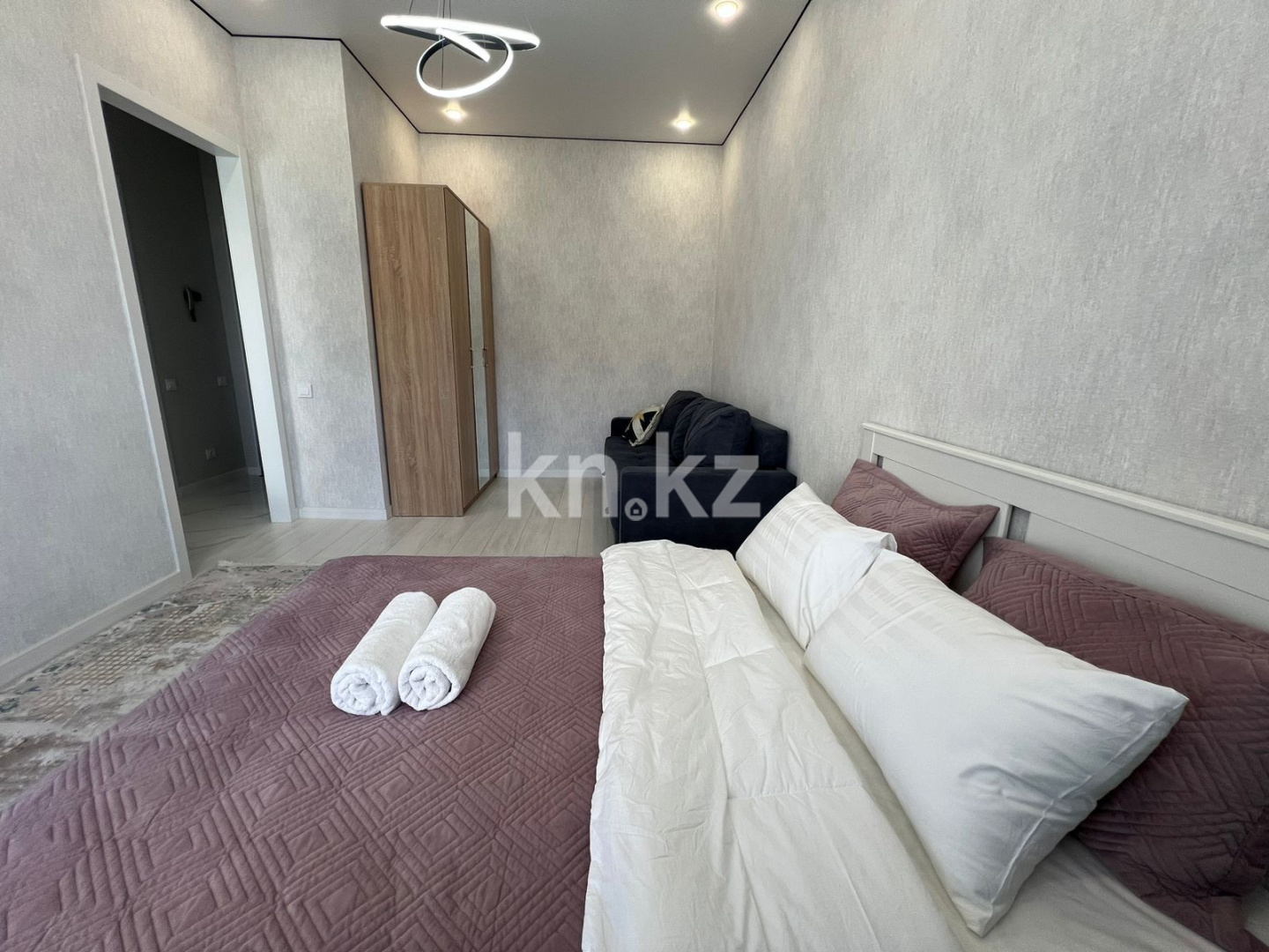 Аренда 1-комнатной квартиры посуточно, 39 м², пр. Туран, дом  55/6 в Астане - фото 2