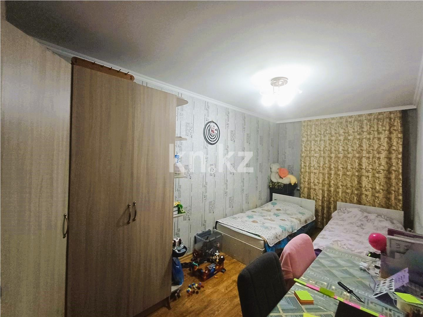 Продажа 4-комнатной квартиры, 77 м², 1 кв-л в Караганде - фото 6
