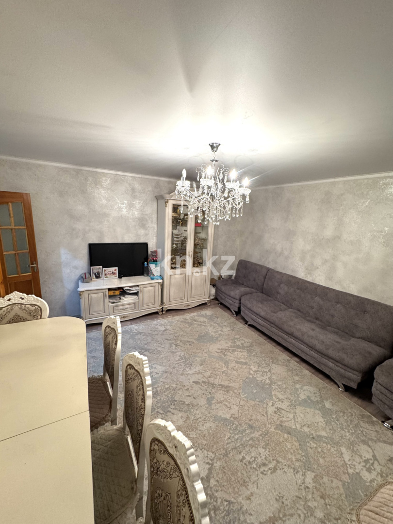 Продажа 3-комнатной квартиры, 64.3 м² в Караганде