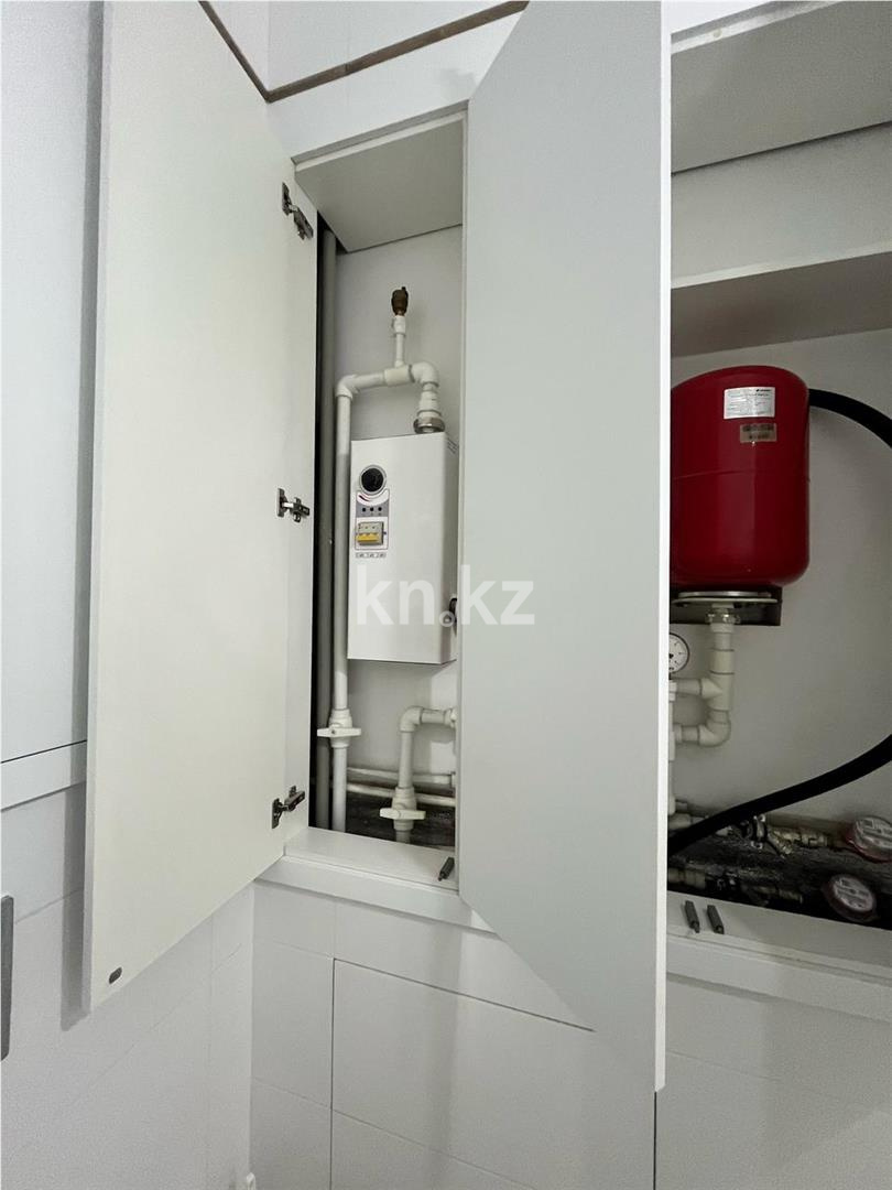 Продажа 4-комнатной квартиры, 151 м², ул. Ботаническая в Караганде - фото 33