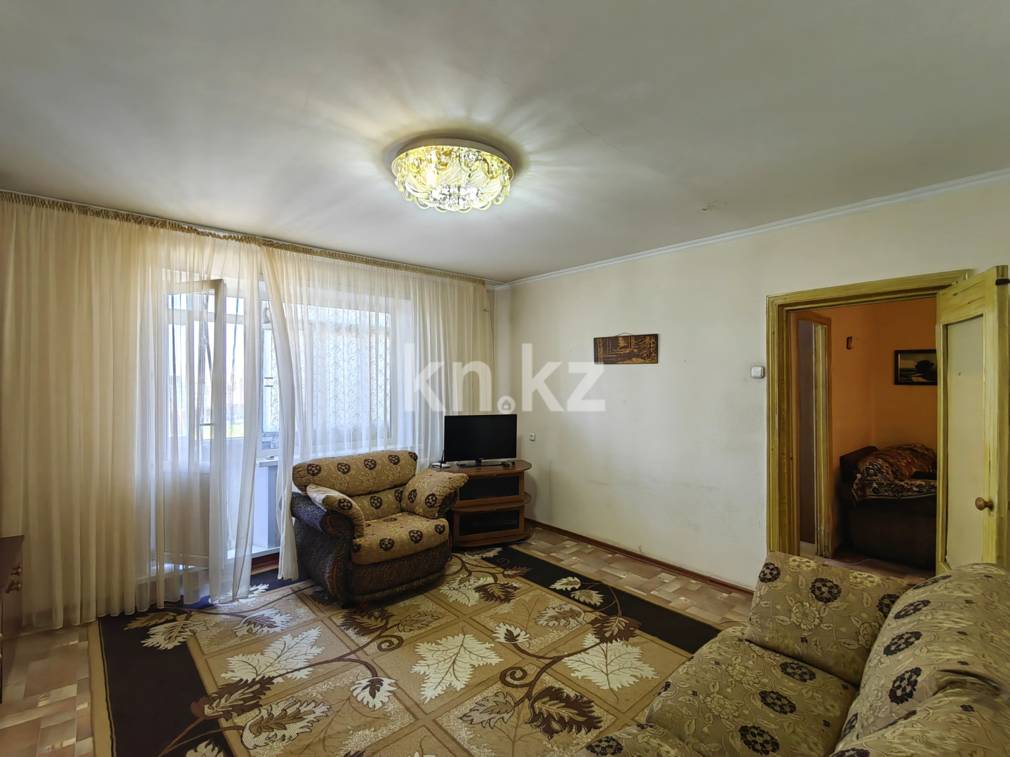 Продажа 3-комнатной квартиры, 64 м², мкр-н Степной-4, дом  7 в Караганде - фото 2