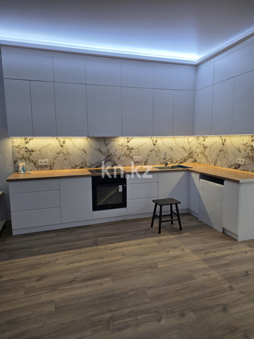 Продажа 2-комнатной квартиры, 72.2 м², пр. Абая, дом  160 - ул. Мынбаева в Алматы - фото 2