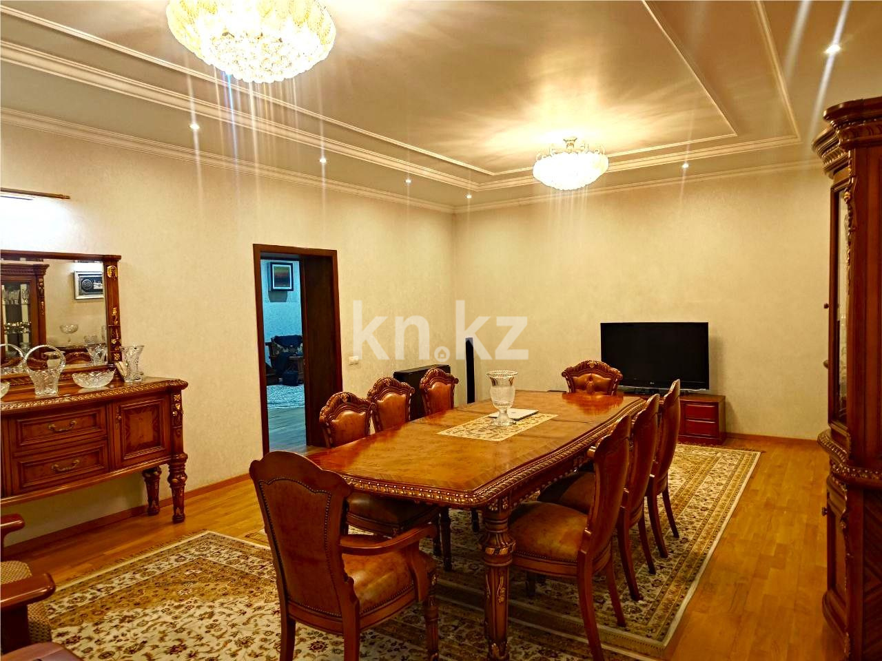 Продажа 8-комнатного дома, 433 м² в Караганде - фото 3