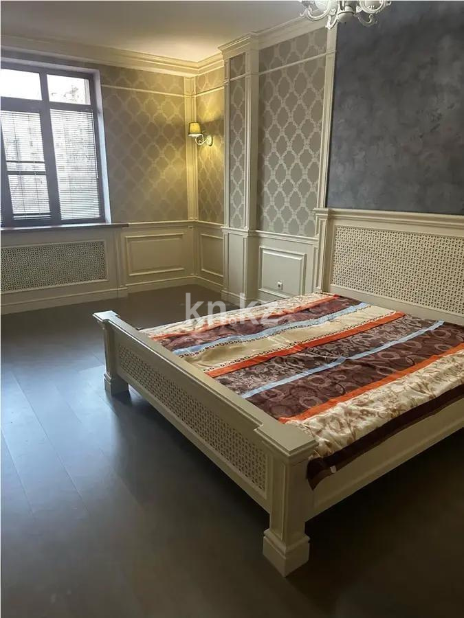 Продажа 4-комнатной квартиры, 180 м², ул. Муратбаева, дом  189 в Алматы - фото 2