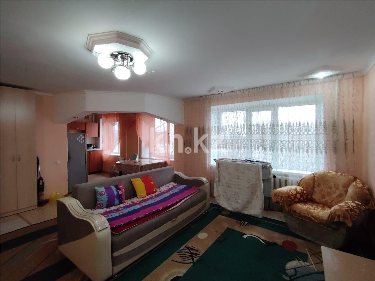 Продажа 4-комнатной квартиры, 64 м² в Караганде