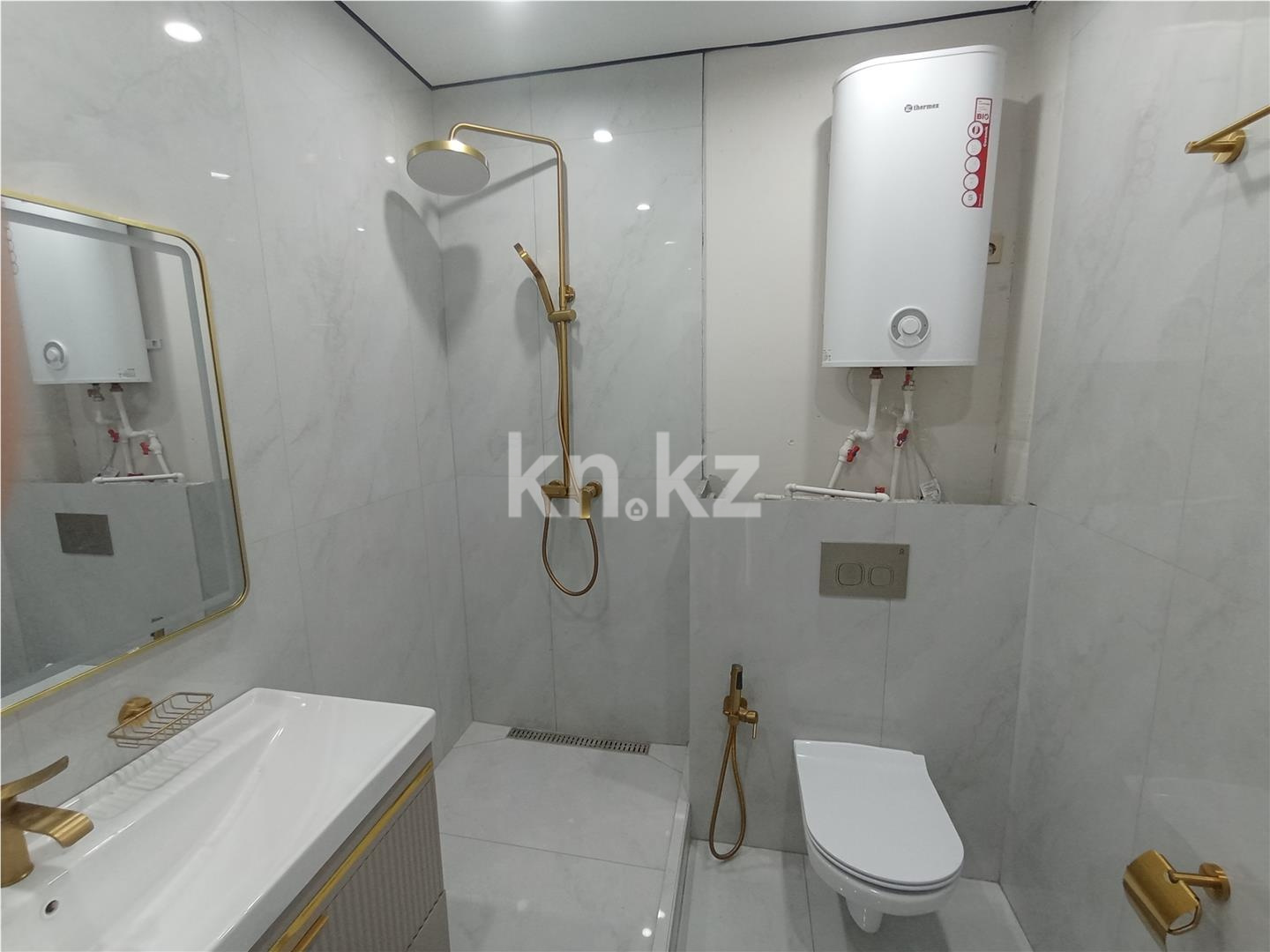 Продажа 2-комнатной квартиры, 63 м² в Караганде - фото 6