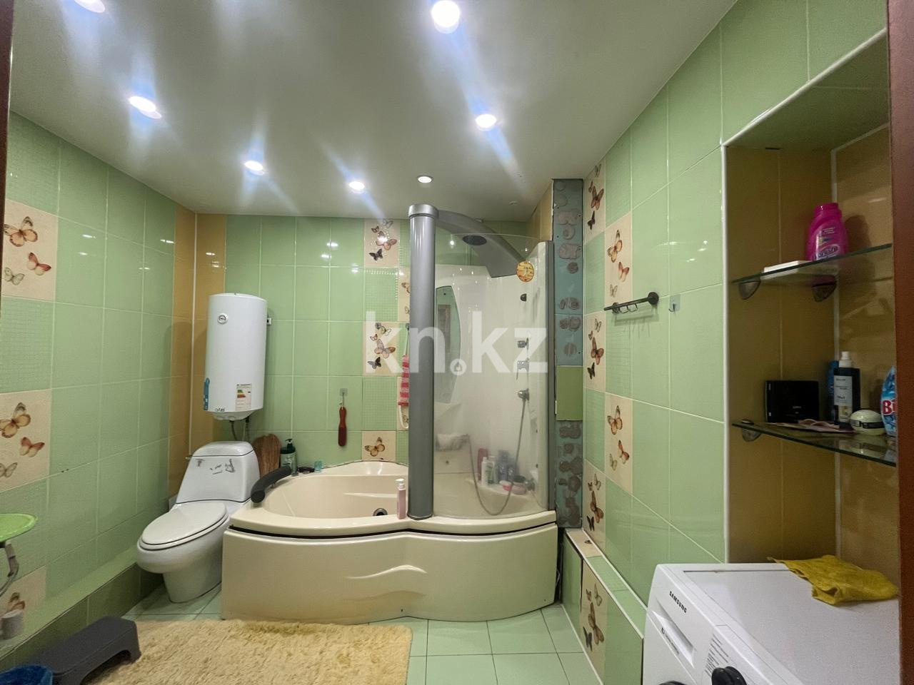 Продажа 4-комнатной квартиры, 76 м², пр. Республики, дом  18 в Караганде - фото 13