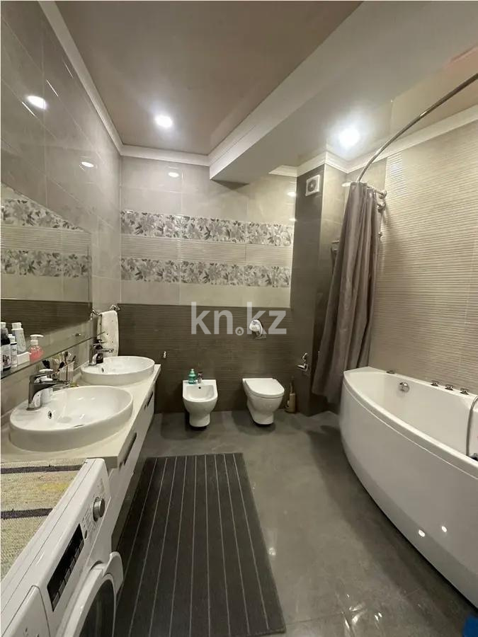 Продажа 4-комнатной квартиры, 168 м², ул. Варламова, дом  33 в Алматы - фото 6