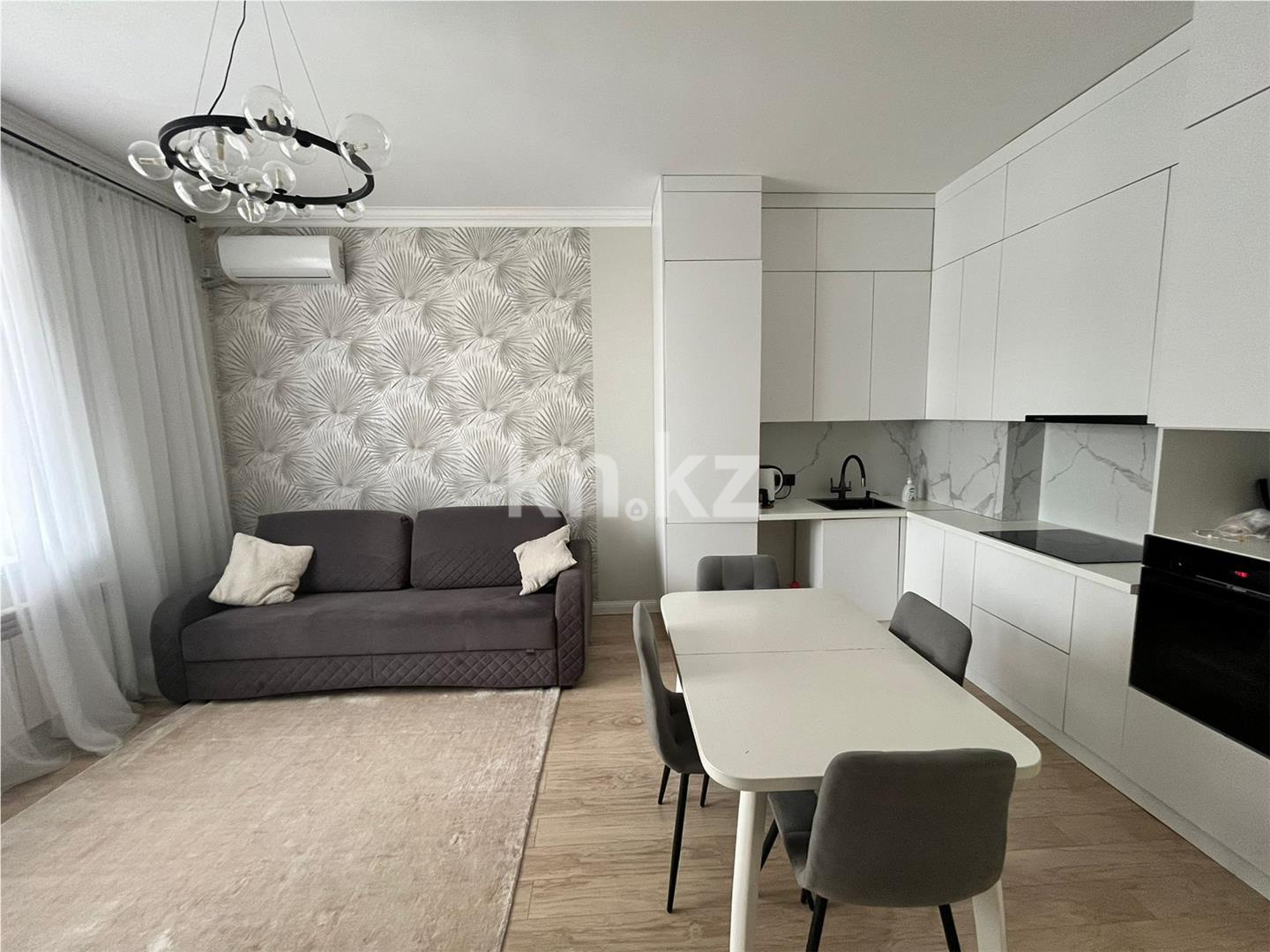 Продажа 2-комнатной квартиры, 63.7 м² в Астане