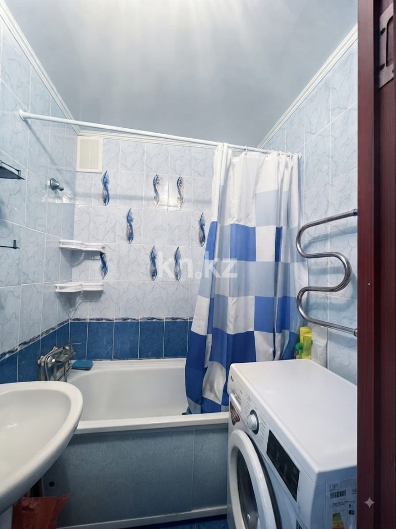 Продажа 2-комнатной квартиры, 51.4 м² в Уральске - фото 8