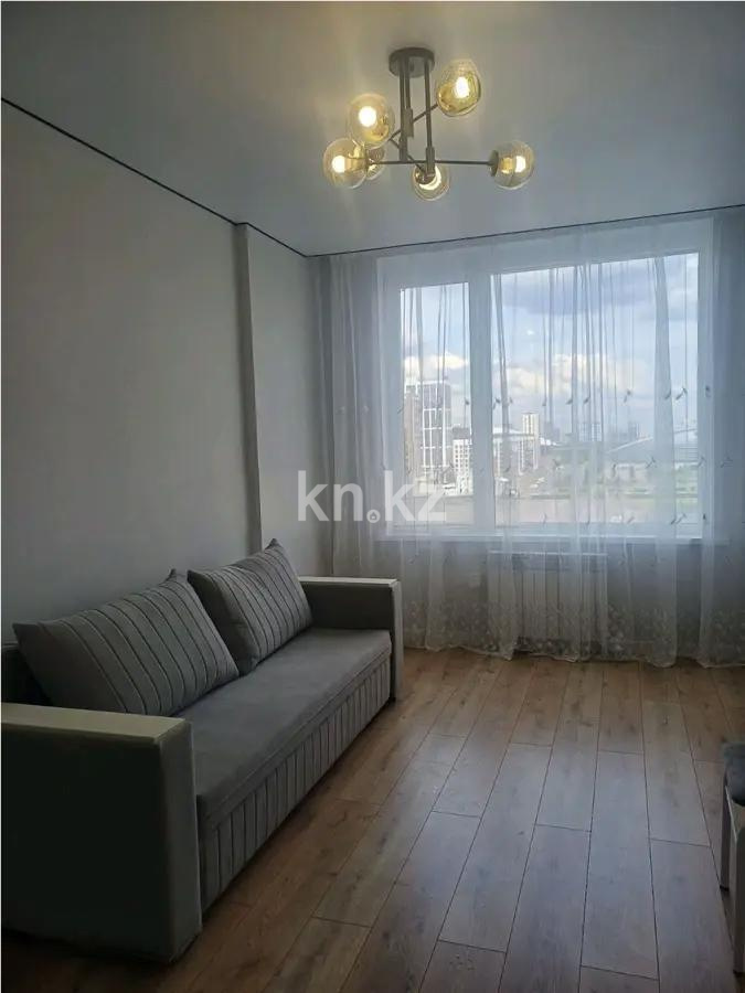 Продажа 1-комнатной квартиры, 38 м², ул. Толе би, дом  28/1 в Астане