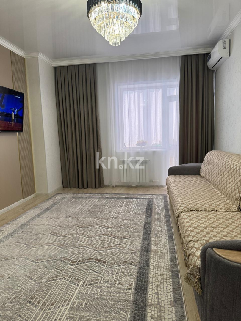 Продажа 3-комнатной квартиры, 73.8 м², пр. Шахтеров, дом  52 Б в Караганде - фото 3