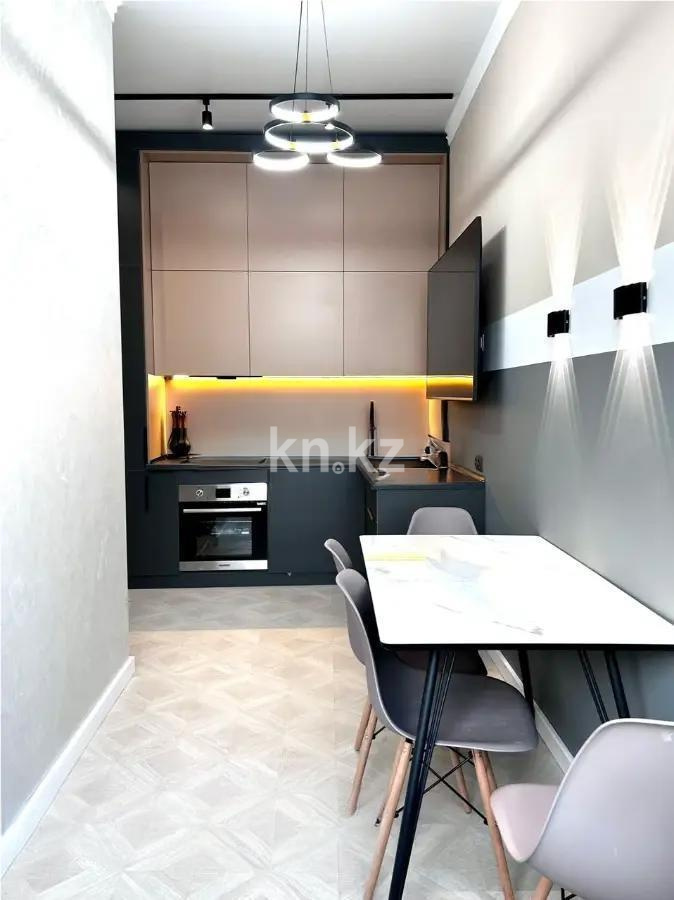 Продажа 3-комнатной квартиры, 49 м², ул. Олимпийская, дом  9 в Алматы - фото 3