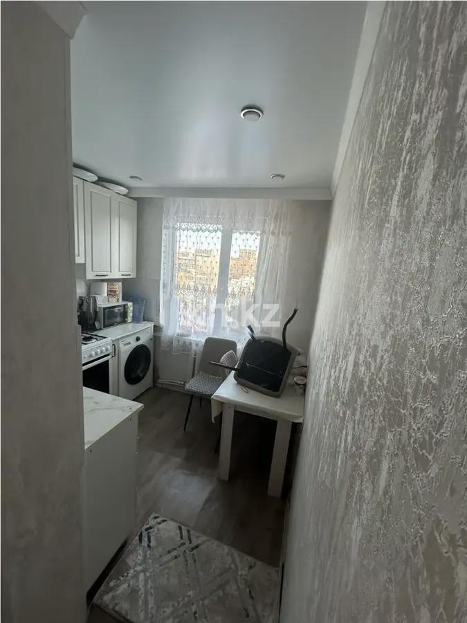 Продажа 3-комнатной квартиры, 48 м², 18 мкр., дом  22 в Караганде - фото 5