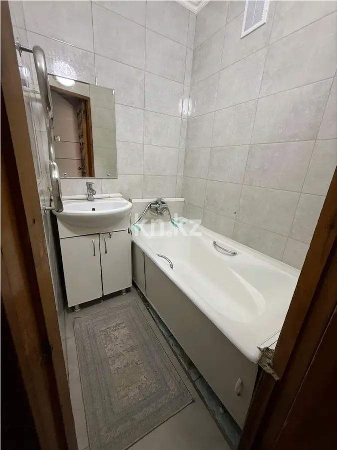 Продажа 3-комнатной квартиры, 66 м², мкр-н Сайран, дом  6 в Алматы - фото 6