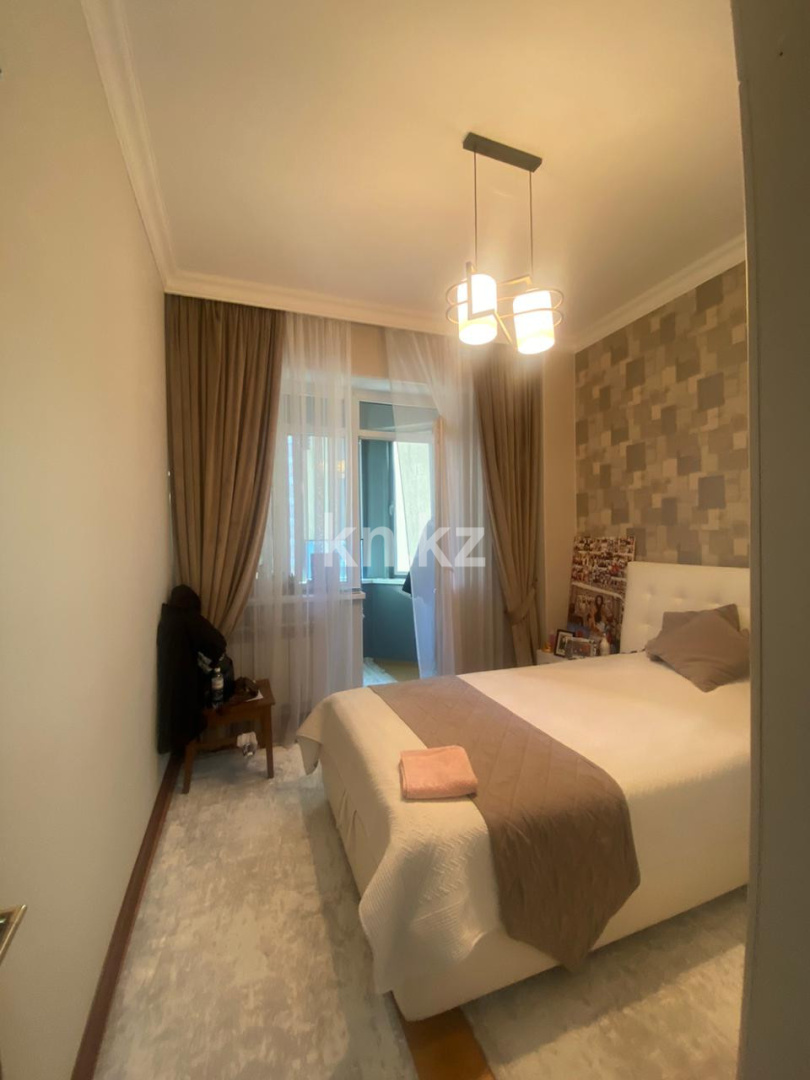 Продажа 4-комнатной квартиры, 85.6 м² в Алматы - фото 4