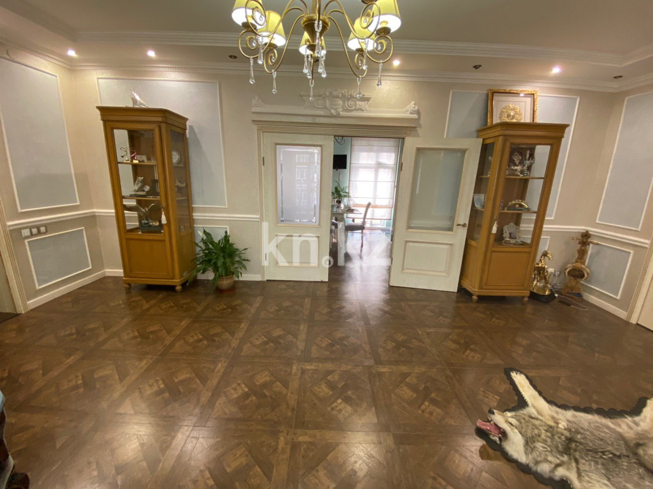 Аренда 5-комнатной квартиры, 210 м², ул. Сарайшык, дом  38 в Астане - фото 2