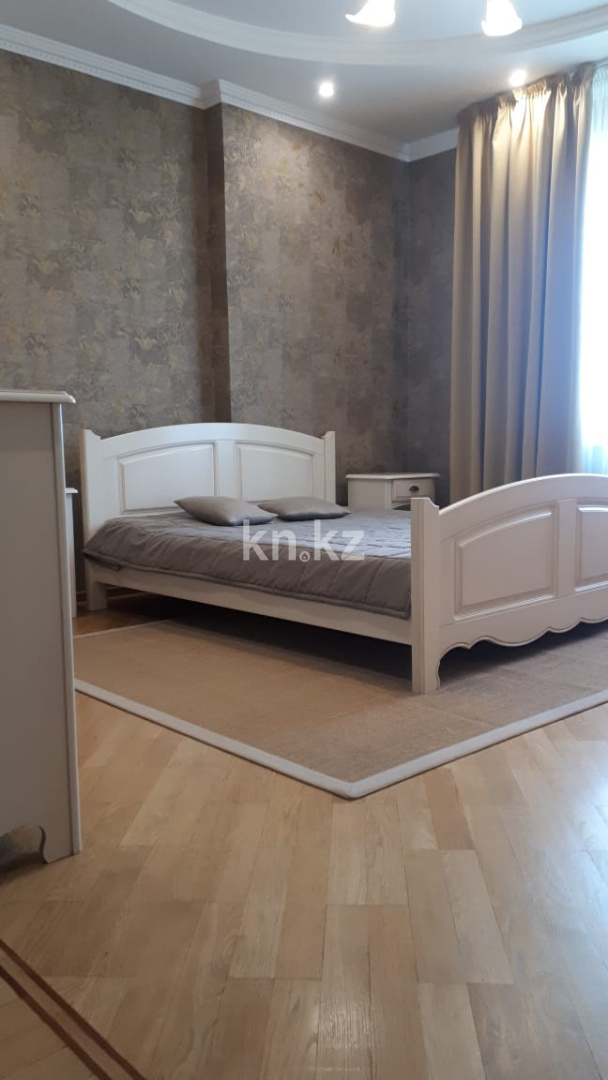 Аренда 2-комнатной квартиры, 78 м², пр. Кабанбай батыра, дом  11 в Астане - фото 2