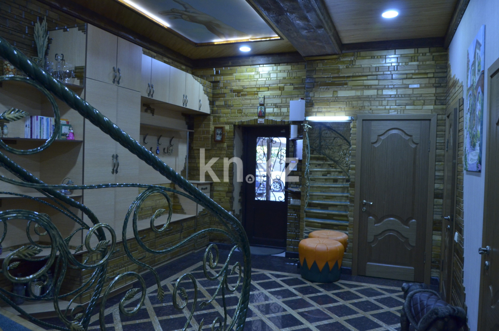 Продажа 7-комнатного дома, 380 м² в Алматы - фото 7