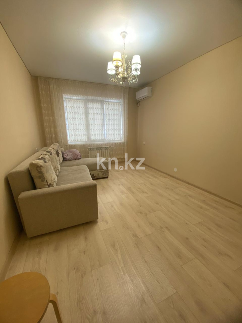 Продажа 1-комнатной квартиры, 40 м² в Уральске - фото 2