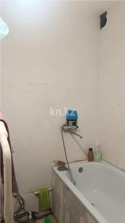 Продажа 3-комнатной квартиры, 47 м², ул. Сатыбалдина, дом  23 в Караганде - фото 5