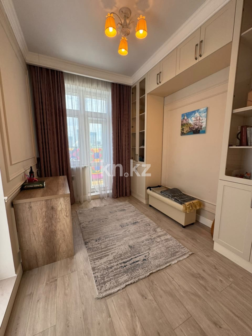 Продажа 4-комнатной квартиры, 153 м² в Астане - фото 10
