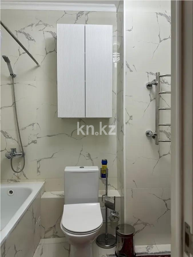 Продажа 3-комнатной квартиры, 70.4 м² в Алматы - фото 5