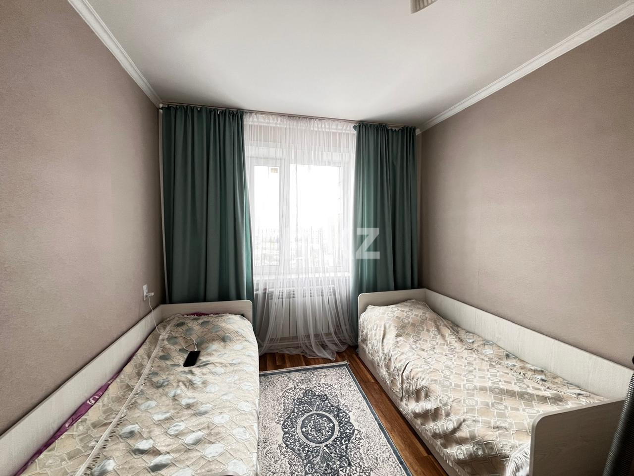 Продажа 4-комнатной квартиры, 78 м², ул. Рыскулова, дом  27 в Караганде - фото 4