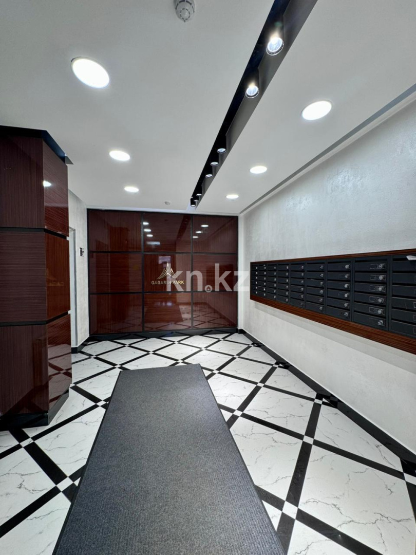 Продажа 1-комнатной квартиры, 43 м², пр. Гагарина в Алматы - фото 18