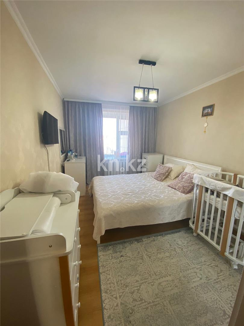 Продажа 4-комнатной квартиры, 80 м², пр. Республики в Караганде - фото 3