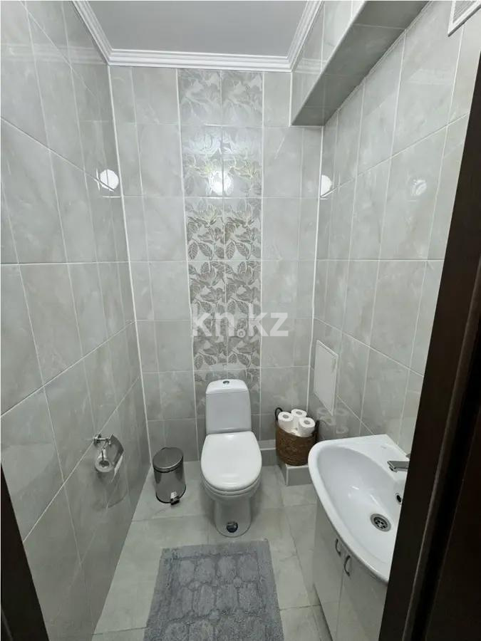 Продажа 2-комнатной квартиры, 70 м² в Алматы - фото 4