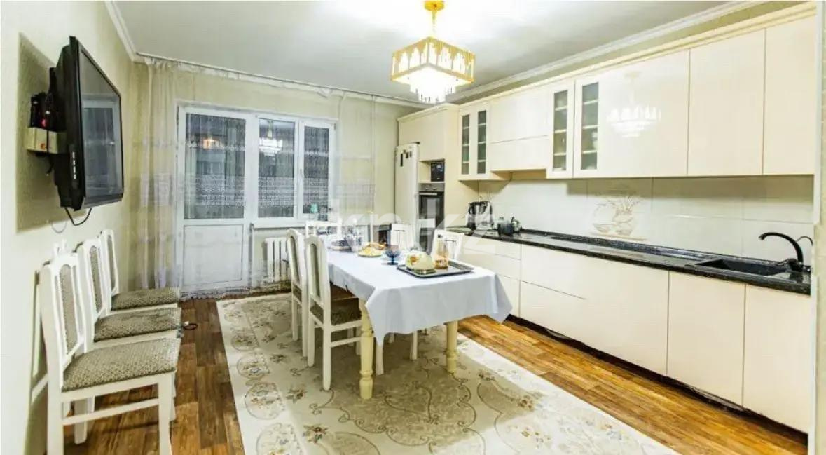 Продажа 3-комнатной квартиры, 130 м² в Алматы - фото 4