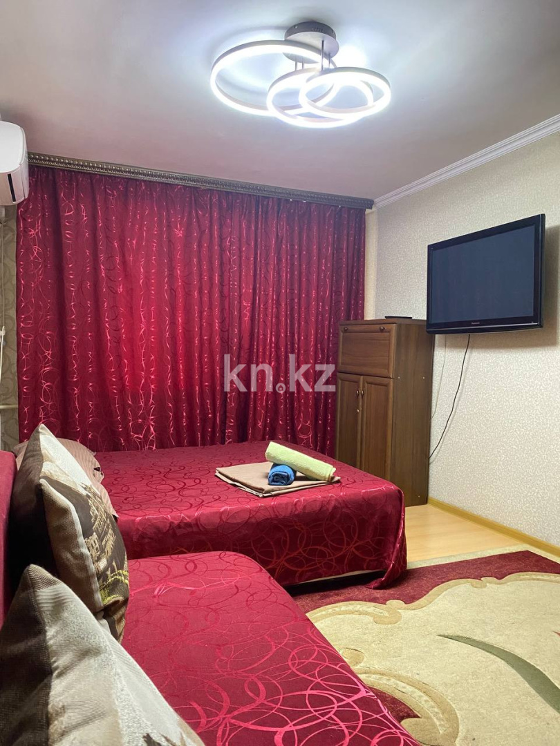 Аренда 1-комнатной квартиры посуточно, 35 м², ул. Байтурсынова, дом  78 - пр. Абая в Алматы