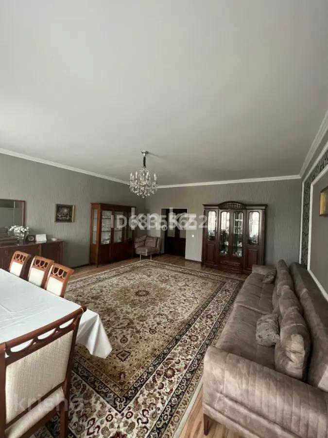 Продажа 4-комнатной квартиры, 196 м² в Астане