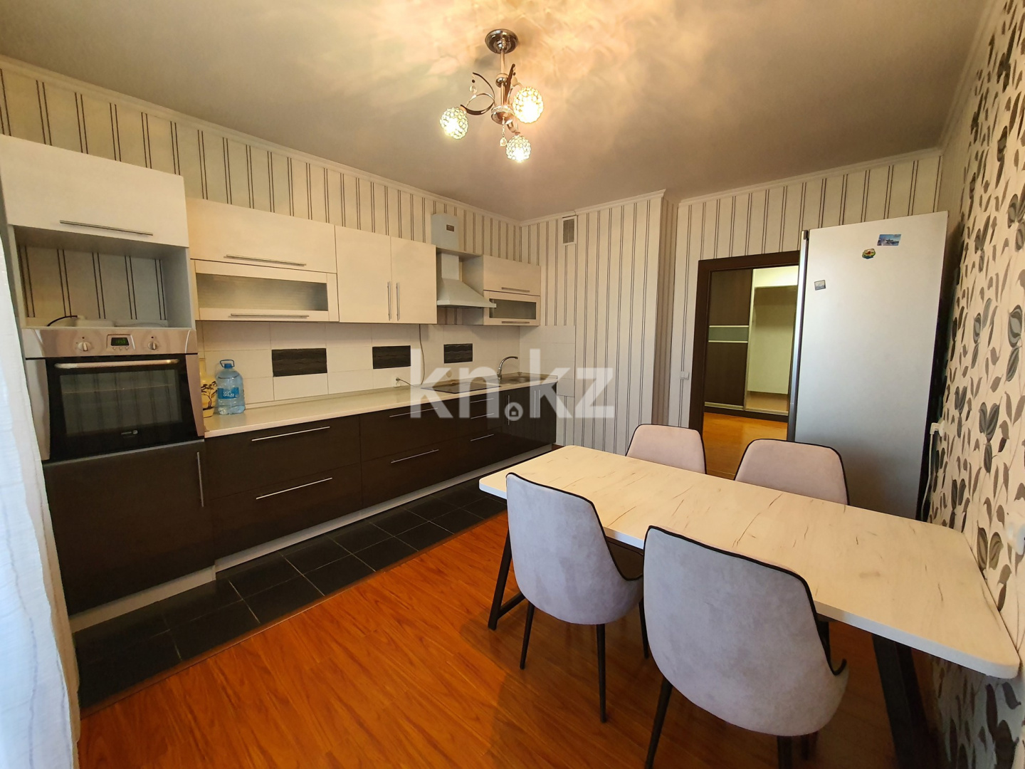 Продажа 2-комнатной квартиры, 87.2 м² в Алматы - фото 6